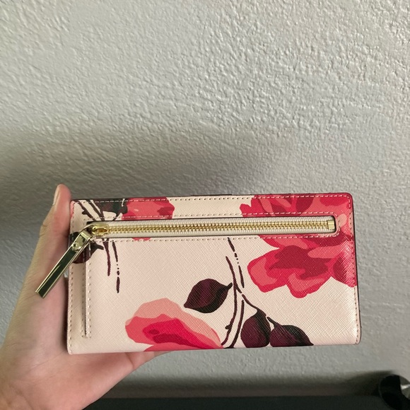 NWT Kate Spade Rose Wallet - Picture 2 of 3